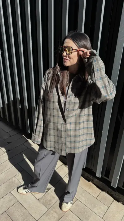 Сіра картата сорочка - Зображення 4