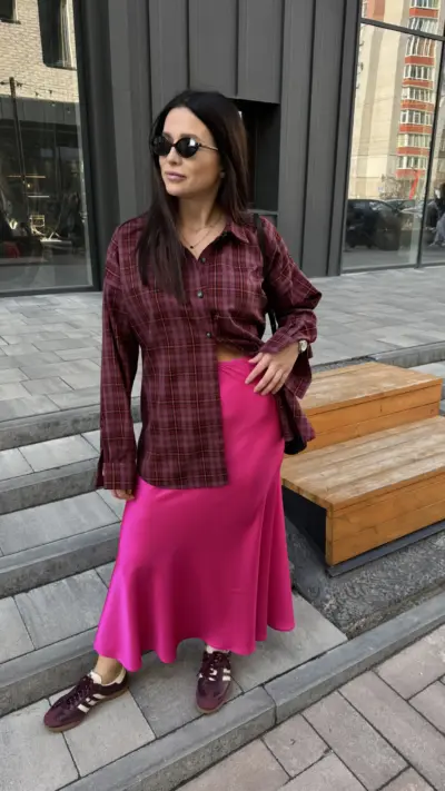 Рожева спідниця з шовку