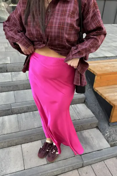 Рожева спідниця з шовку