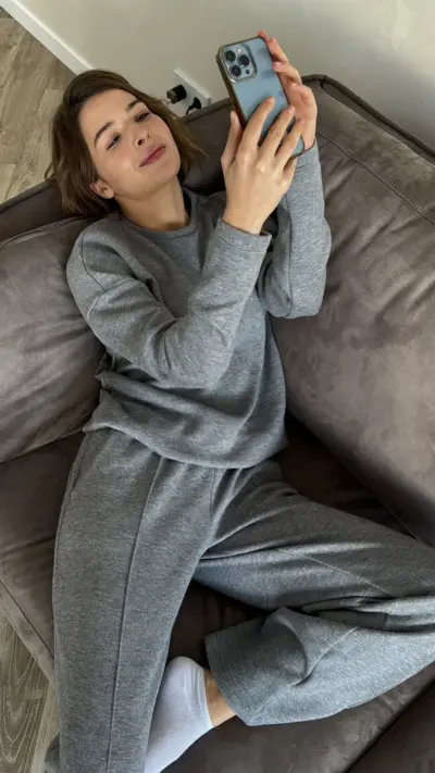 Сірий ангоровий костюм