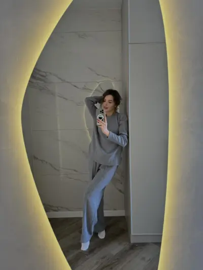 Сірий ангоровий костюм