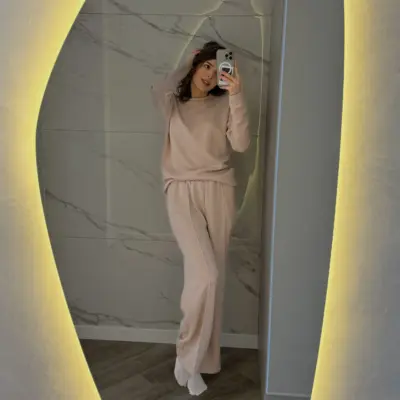 Бежевий ангоровий костюм