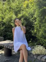 Біла сукня гофре