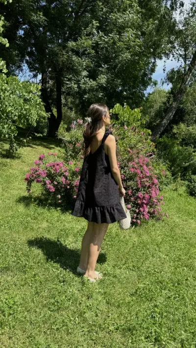 Чорна сукня прошва