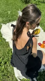 Чорна сукня прошва