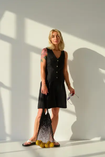 Чорний костюм з льону З ШОРТАМИ