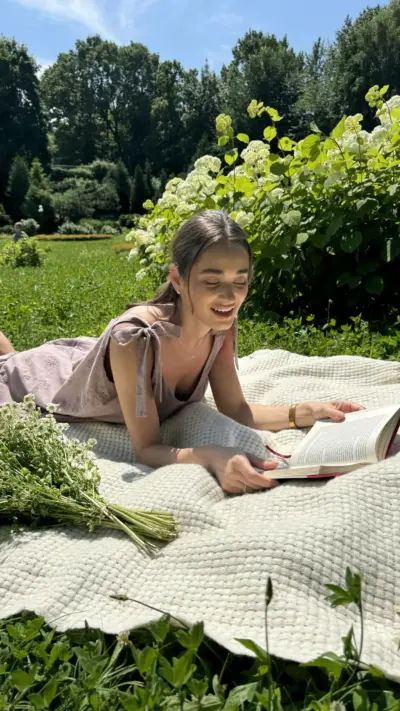 Сукня прошва кольору пудра