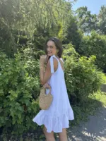 Біла сукня прошва