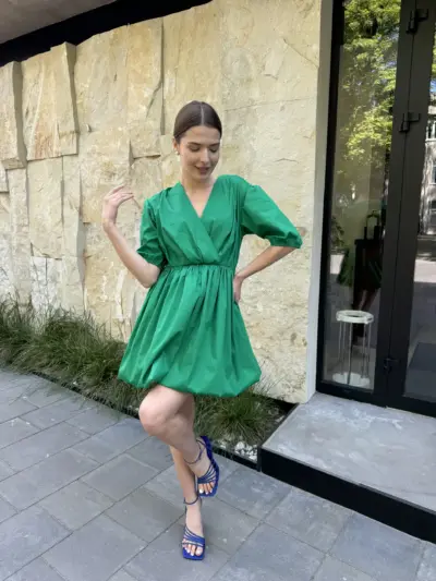 Зелена сукня зефірка