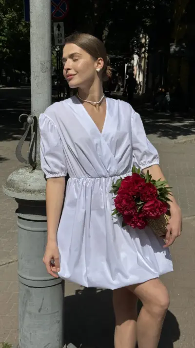 Біла сукня зефірка