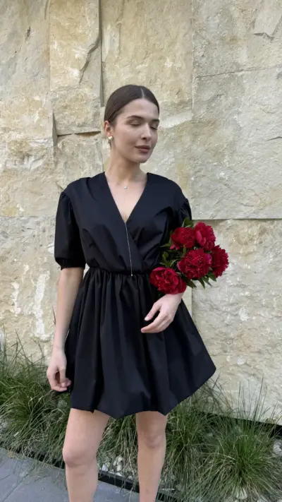 Чорна сукня зефірка