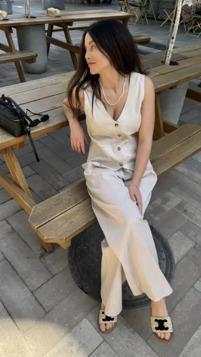 Бежевий костюм з льону ПАЛАЦЦО