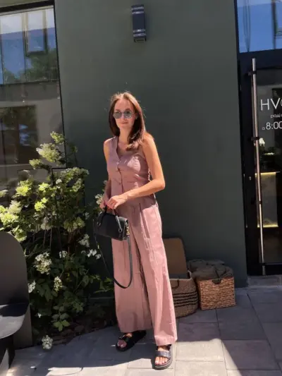 Рожевий костюм з льону ПАЛАЦЦО