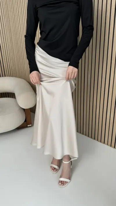 Сіра спідниця з шовку