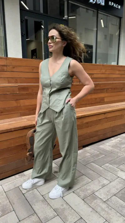 Оливковий костюм з льону ПАЛАЦЦО