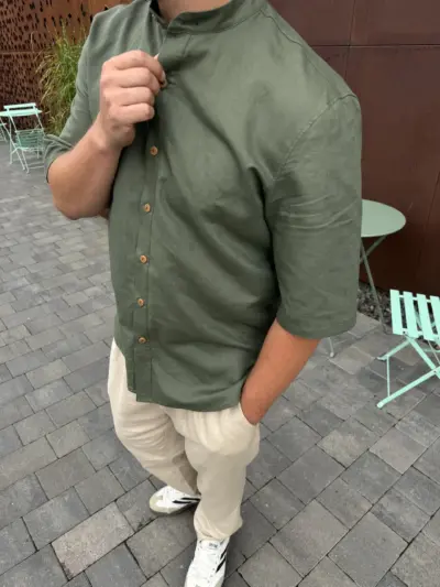 Оливкова чоловіча сорочка