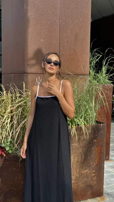 Чорний лляний сарафан