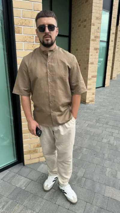 Бежева чоловіча сорочка