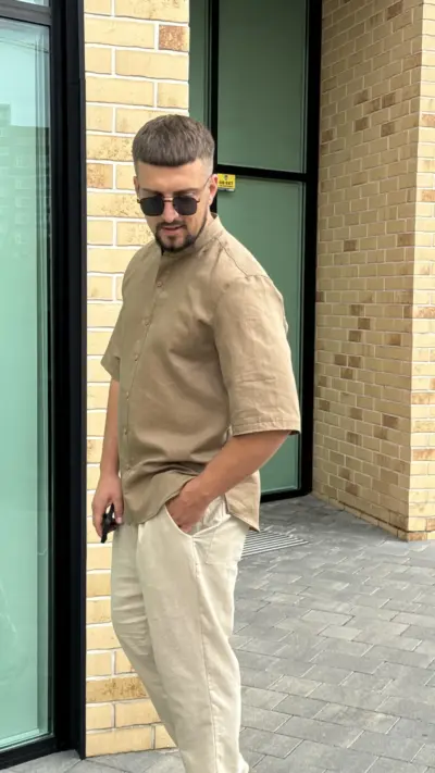 Бежева чоловіча сорочка