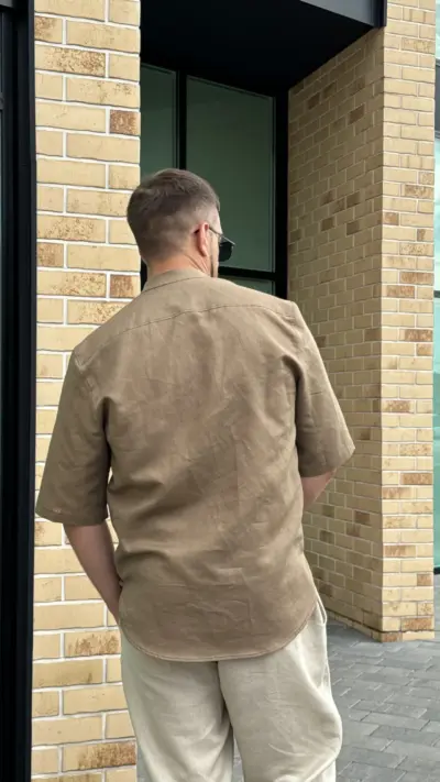 Бежева чоловіча сорочка