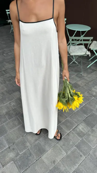 Білий лляний сарафан