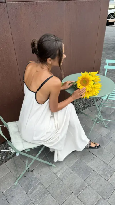 Білий лляний сарафан