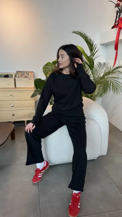 Чорний ангоровий костюм