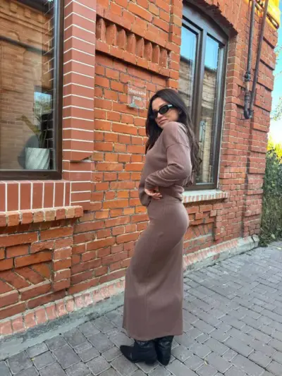 Шоколадний костюм спідниця та кофта