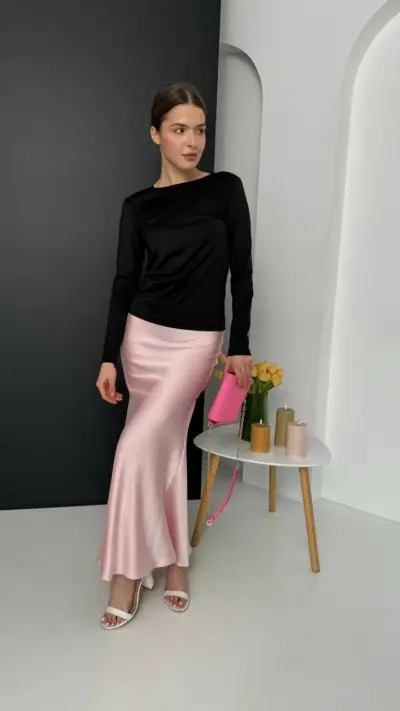 Спідниці шовк пудра