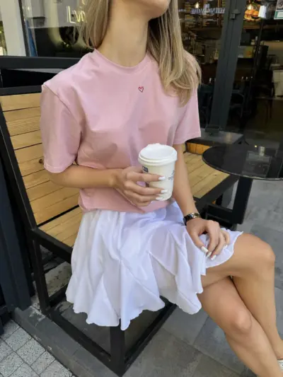 Футболка пудра з сердечком вишитим