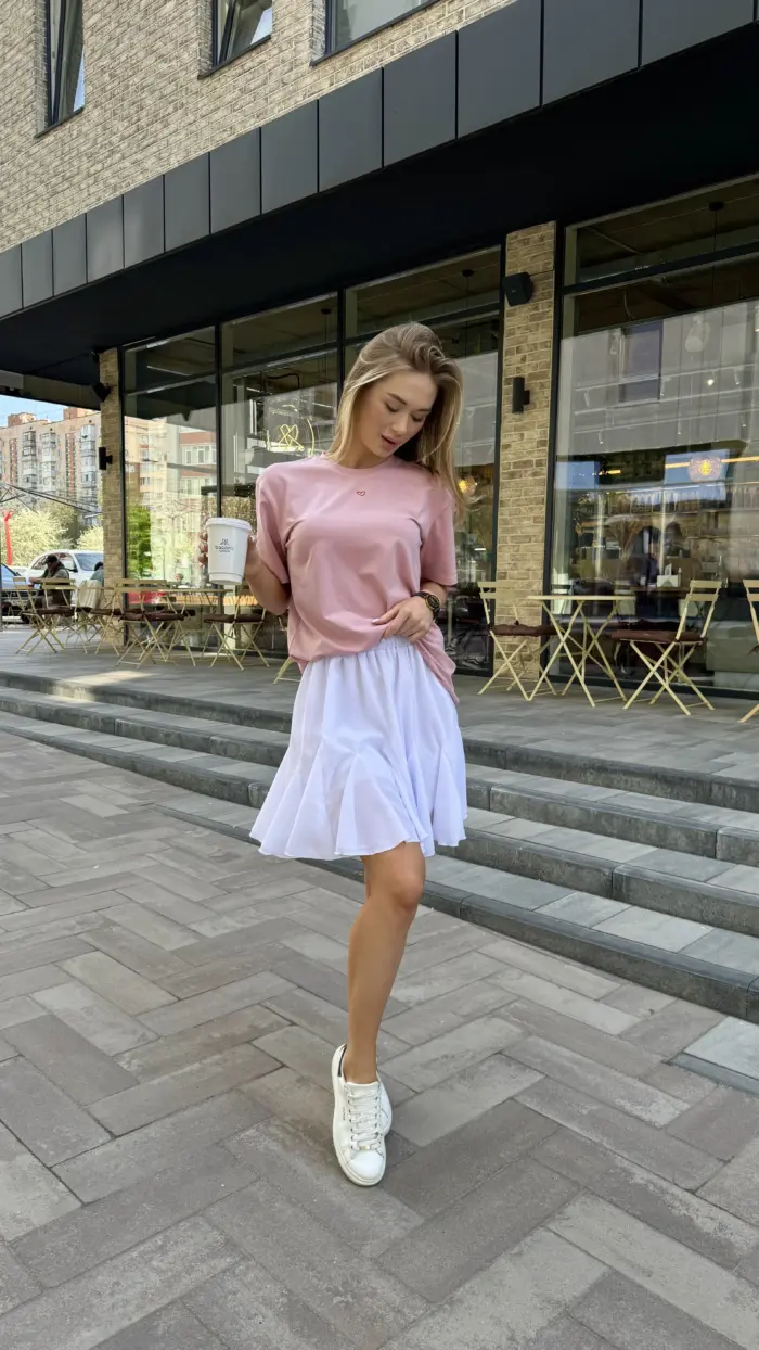 Футболка пудра з сердечком вишитим