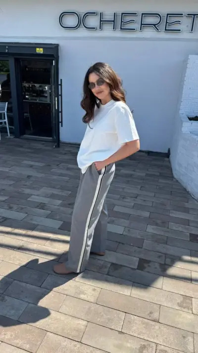 Штани палаццо на резинці світло-сірі в смужку