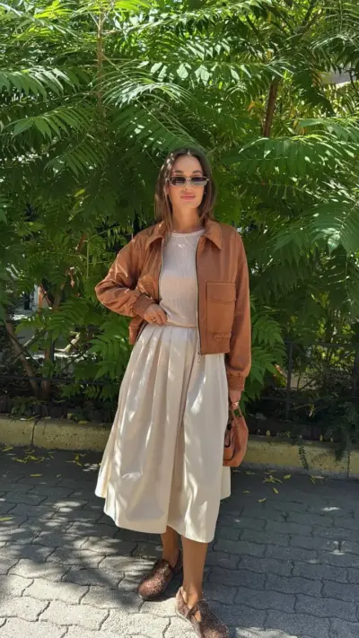 Базова міді-спідниця з акцентом на талію беж - Зображення 4